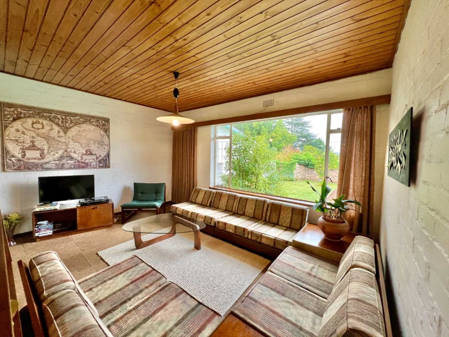 4 Bedroom Property for Sale in Uniepark Western Cape